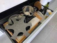 Příslušenství pro přípravu čaje a kávy v ubytování La Casa de Hierba - Casa de campo de diseño con jardín y wifi cerca de las playas de Llanes