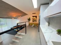 Posezení v ubytování La Casa de Hierba - Casa de campo de diseño con jardín y wifi cerca de las playas de Llanes