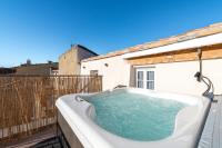 Plán poschodí v ubytovaní Les Clés de Laure - Le 11 JACUZZI avec Terrasses Clim Netflix Parking