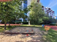 Vonkajšia záhrada v ubytovaní Olympic Park Apartment