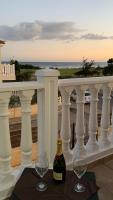 Balkón nebo terasa v ubytování Moonlight Sea View Villa