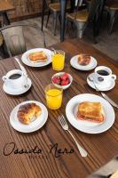 Jídlo v hotelu nebo okolí