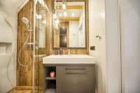 Kúpeľňa v ubytovaní VisitZakopane - Diamond Spa Apartment