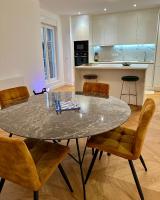 Kuchyňa alebo kuchynka v ubytovaní Bel Appartement avec parking au coeur de Reims