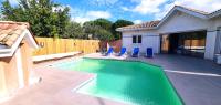 Bassin d&#39;Arcachon belle villa moderne 4 chambres et piscine priv&eacute;e&#x6E38;&#x6CF3;&#x6C60;&#x6216;&#x9644;&#x8FD1;&#x6CF3;&#x6C60;