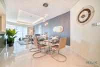 Posezení v ubytování Polished 3BR at DAMAC Towers by Paramount A Business Bay by Deluxe Holiday Homes
