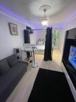 Posteľ alebo postele v izbe v ubytovaní Jolie petite maison avec un grand jardin