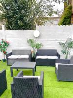 Posedenie v ubytovaní Jolie petite maison avec un grand jardin