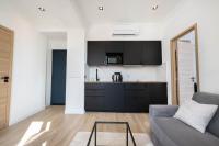 Kuchnia lub aneks kuchenny w obiekcie MONACO SEA VIEW APARTMENTS
