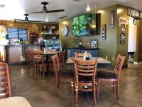 En restaurant eller et andet spisested på Amazing Views near Grand Canyon Skywalk