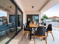 Balkon lub taras w obiekcie Luxury villa Magale with large pool