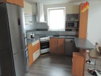 Plán poschodí v ubytovaní Vila Danmar - rent whole vila or upper floor apartment