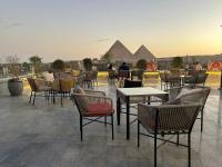 Restaurace v ubytování Pyramid Front Hotel