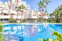 The swimming pool at or close to Hanami Bahia de la Plata Penthouse BDLP10A2A