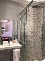 Łazienka w obiekcie Charmant studio à Cros de Cagnes