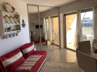 Część wypoczynkowa w obiekcie Charmant studio à Cros de Cagnes