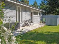 Zahrada ubytování Holiday Home Torhild - 150m from the sea by Interhome