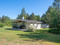 Zahrada ubytování Holiday Home Torhild - 150m from the sea by Interhome