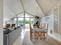 Posezení v ubytování Holiday Home Dyrken - 200m from the sea by Interhome