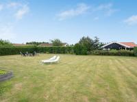 Zahrada ubytování Holiday Home Dyrken - 200m from the sea by Interhome