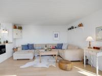 Posezení v ubytování Holiday Home Pellervo - 20m from the sea by Interhome