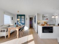 Kuchyň nebo kuchyňský kout v ubytování Holiday Home Pellervo - 20m from the sea by Interhome