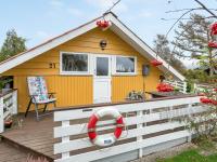 Zahrada ubytování Holiday Home Hjalmine - 250m from the sea by Interhome