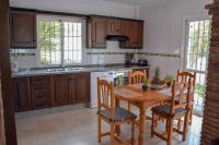 Kuchyň nebo kuchyňský kout v ubytování Nerja Paradise Rentals - Villa Flamingo