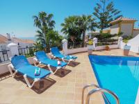 Bazén v ubytování Nerja Paradise Rentals - Villa El Paraiso nebo v jeho okolí