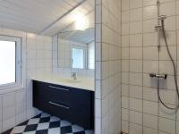 Koupelna v ubytování Holiday Home Sirka - 200m from the sea by Interhome