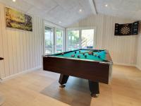 Biliár nebo kulečník v ubytování Holiday Home Sirka - 200m from the sea by Interhome