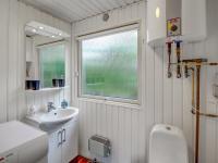 Koupelna v ubytování Holiday Home Ludewiga - 350m from the sea by Interhome