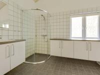 Koupelna v ubytování Holiday Home Eina - 250m from the sea by Interhome