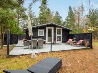 Zahrada ubytování Holiday Home Susannah - from the sea by Interhome