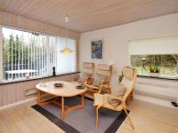 Posezení v ubytování Holiday Home Rigitte - 1-5km from the sea by Interhome