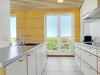 Kuchyň nebo kuchyňský kout v ubytování Holiday Home Tinea - 50m from the sea by Interhome