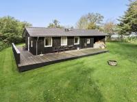 Zahrada ubytování Holiday Home Jarno - 1km from the sea by Interhome