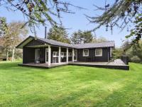 Zahrada ubytování Holiday Home Jarno - 1km from the sea by Interhome