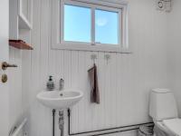 Koupelna v ubytování Holiday Home Danja - 300m from the sea by Interhome