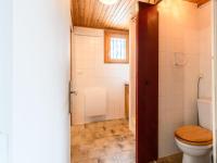 Koupelna v ubytov&aacute;n&iacute; Holiday Home Yuvita by Interhome