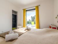 Posteľ alebo postele v izbe v ubytovaní Villa Villa Fautea by Interhome