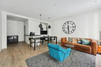 Część wypoczynkowa w obiekcie Elégant appartement dans le quartier Concorde à Paris