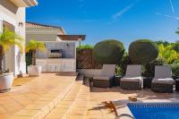 Bazén v ubytování Villa Anna - Vale de Lobo nebo v jeho okolí