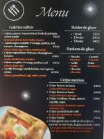 ein Menü für ein mexikanisches Restaurant mit einem Teller Essen in der Unterkunft Chambres de Villée in Saint-Georges-de-Gréhaigne