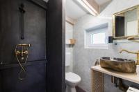 Kúpeľňa v ubytovaní Apartments and rooms with parking space Mali Losinj (Losinj) - 2495