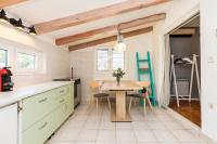Kuchyňa alebo kuchynka v ubytovaní Apartments and rooms with parking space Mali Losinj (Losinj) - 2495