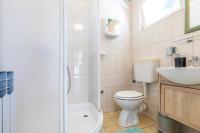 Kúpeľňa v ubytovaní Apartments and rooms with parking space Mali Losinj (Losinj) - 2495