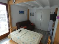 Posteľ alebo postele v izbe v ubytovaní Maison 30m² avec piscine, terrasse, vélos, proche plage - Notre-Dame-de-Monts - FR-1-540-186
