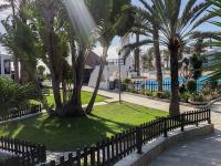Bazén v ubytování Lightbooking Sun Club San Agustín 401 nebo v jeho okolí