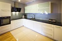 Kuchyňa alebo kuchynka v ubytovaní Zakopane Apartamenty LUX
